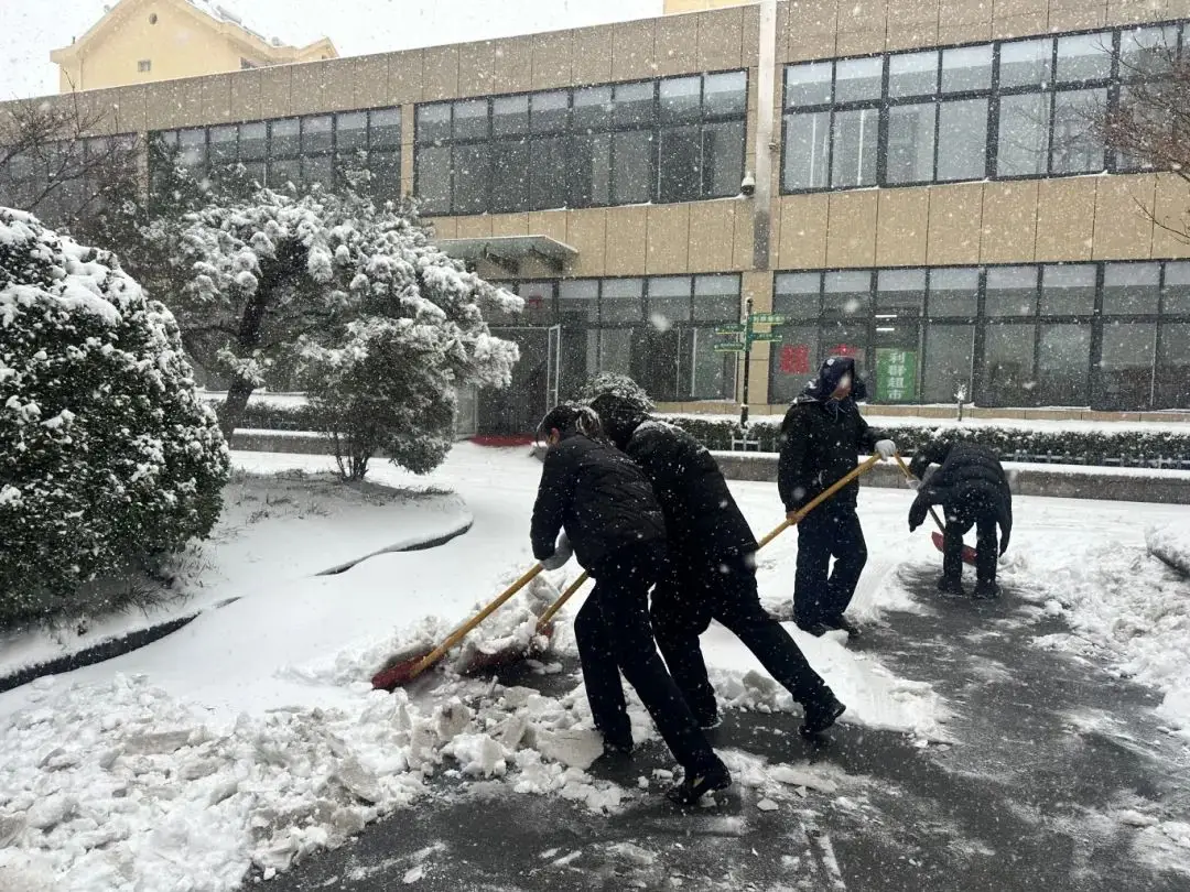 Суық толқындағы жылы ток